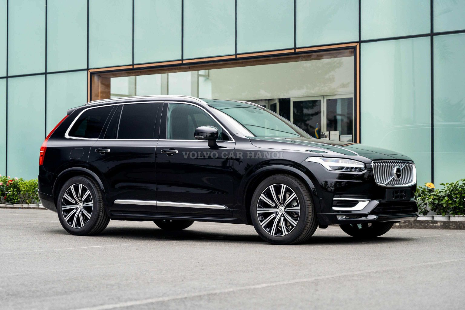 Volvo XC90 B6 Ultimate 2024 Thông Số Chi Tiết Giá Lăn Bánh.